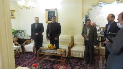 آقای دکتر مهر محمدی دیدار با خانواده شهدا 1