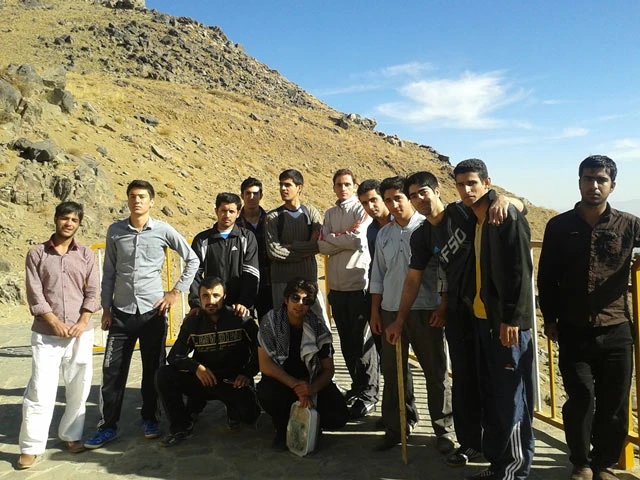 کوه پیمایی اعضای بسیج دانشجویی