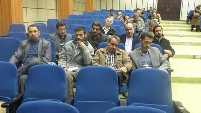 همزمان با آخرین روز از اکران فیلم های جشنواره ی رشد، کارگاه آموزشی ضمن خدمت  نقد و تحلیل فیلم ویژه فرهنگیان برگزار شد