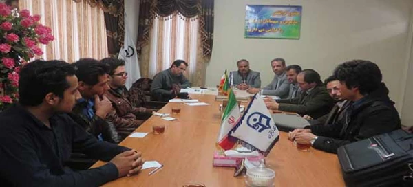 تقدیر از فعالان فرهنگی اجتماعی حاضر در جشنواره ی رویش