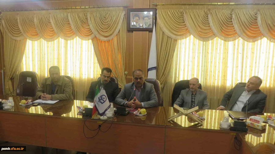 برگزاری نشست هم اندیشی ریاست، معاونین و استادان ارجمند پردیس