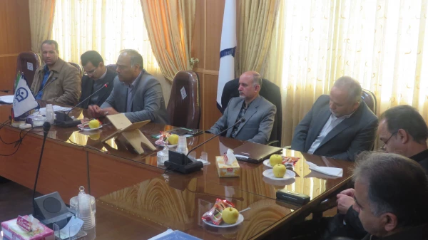 برگزاری نشست هم اندیشی ریاست، معاونین و استادان ارجمند پردیس