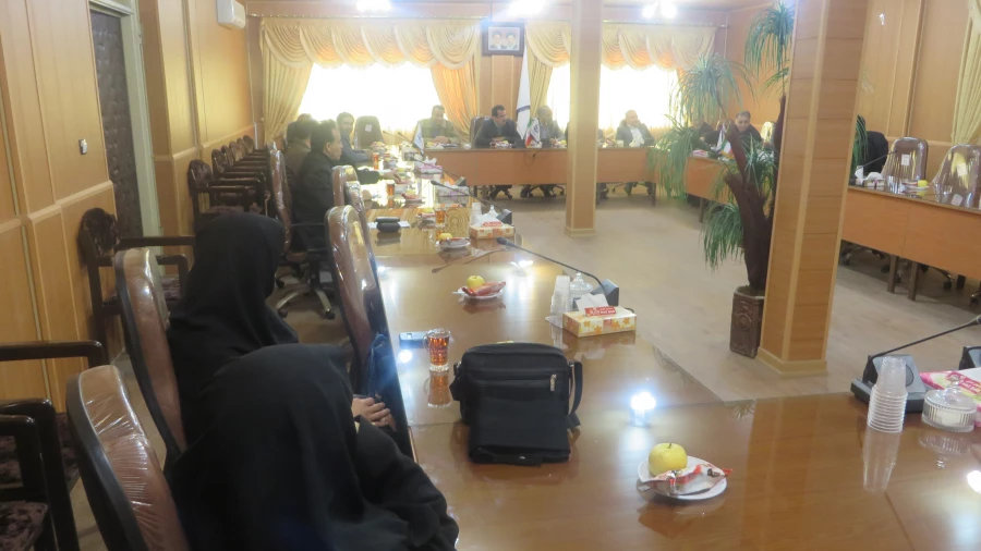 برگزاری نشست هم اندیشی ریاست، معاونین و استادان ارجمند پردیس