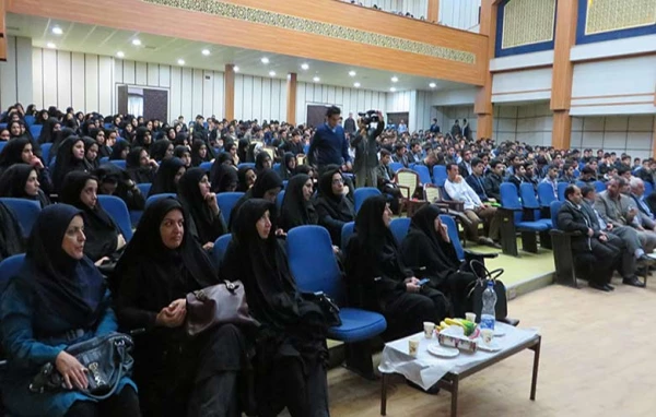 مراسم جشن استقبال از دانشجویان جدید الورود