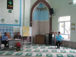 علاقمندان رشته ی مداحی و دعاخوانی با هم به رقابت پرداختند