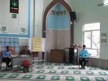 در اولین روز برگزاری مرحله ی استانی بیست و پنجمین دوره ی مسابقات فرهنگی، هنری و قرآنی:
علاقمندان رشته ی مداحی و دعاخوانی با هم به رقابت پرداختند :