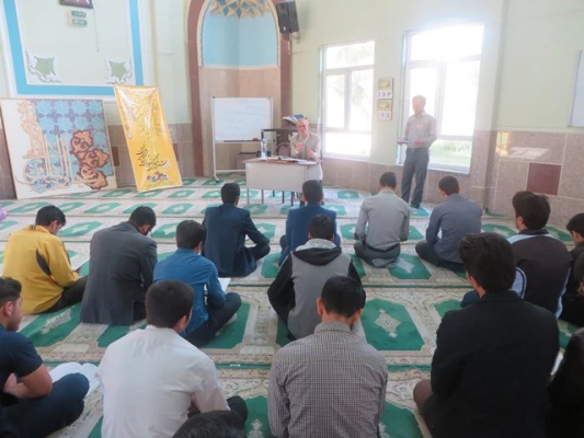 کارگاه های آمادگی منتخبین برای شرکت در مرحله ی کشوری