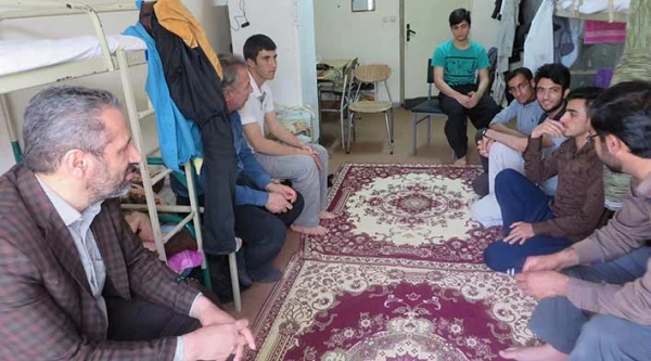 همزمان با هفته ی خوابگاه های دانشجویی