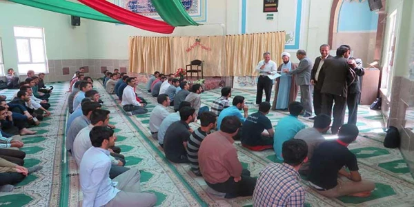 در سالروز ولادت ماه منیر بنی هاشم، حضرت ابوالفضل العباس(ع):
از جانبازان سرافراز پردیس های استانی دانشگاه فرهنگیان همدان تقدیر به عمل آمد