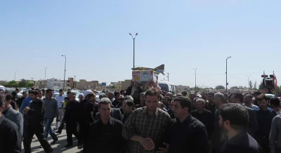 تشییع با شکوه پیکر شهید محمد نجفی بر دستان قدرشناس مردم و مسئولین