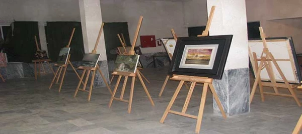 برگزاری نمایشگاه آثار هنری اعضای محترم هیأت علمی و غیر هیأت علمی و دانشجویان