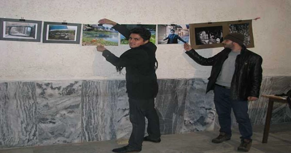 برگزاری نمایشگاه آثار هنری اعضای محترم هیأت علمی و غیر هیأت علمی و دانشجویان