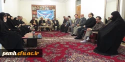 دیدار مسئولین و اعضای هیات علمی با خانواده شهید مقصودی