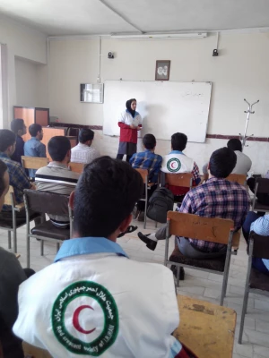 برگزاری کلاس های طرح شوق رویش هلال احمر در دانشگاه شهید مقصودی