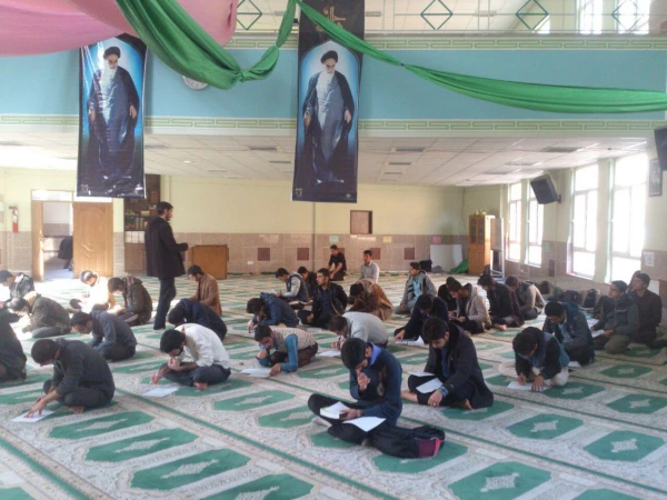 برگزاری مسابقه ی کتابخوانی نگین آفرینش به روایت تصویر