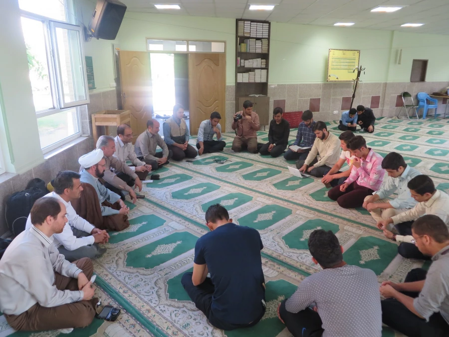 مراسم بدرقه ی دانشجو معلمان بسیجی پردیس شهید مقصودی همدان جهت عزیمت به اردوی جهادی