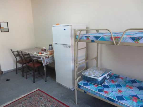 تجهیز و نظافت خوابگاه ها 1