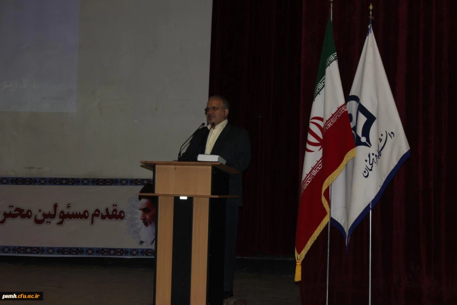 خزاعی مدیر کل آموزش و پرورش استان همدان در جمع معاونان آموزشی، پژوهشی و فرهنگی دانشگاه فرهنگیان:
تحول در آموزش و پرورش، بحث چالش برانگیز نظام آموزش و پرورش