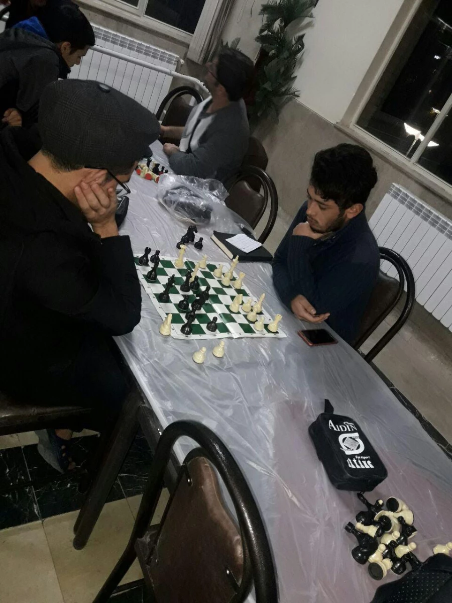 برگزاری یک دوره مسابقه ی شطرنج ویژه دانشجویان به مناسبت 16آذر( روز دانشجو)