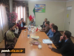 جلسه ی هماهنگی و برنامه ریزی جهت گرامیداشت روز معلم با حضور نمایندگان کانون ها، تشکل ها و انجمن های دانشجویی - یکشنبه 97/02/09 - سالن جلسات مدیریت استان.