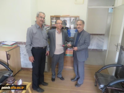 اهدا لوح سپاس و تقدیر از استادان جانباز دانشگاه فرهنگیان همدان
