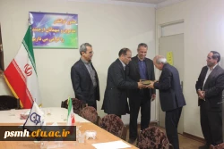 اهدا لوح سپاس و تقدیر از استادان جانباز دانشگاه فرهنگیان همدان.