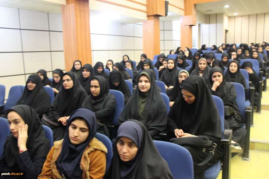 همایش بزرگداشت هفته هلال احمر