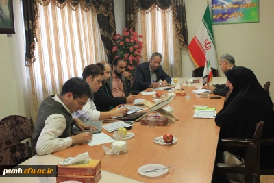 جلسه ی معاون هماهنگی استان با نمایندگان شورای صنفی رفاهی دانشجویی به منظور بررسی برنامه غذایی ماه مبارک رمضان - سه شنبه 97/02/25 - سالن جلسات ساختمان ریاست استان.