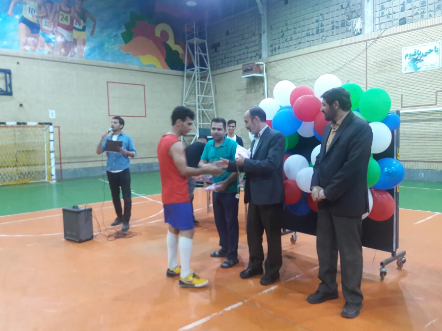 مراسم اختتامیه مسابقات فوتسال جام رمضان در پردیس شهید مقصودی همدان