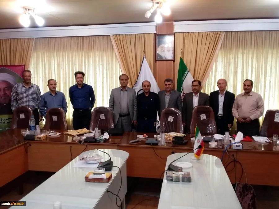 تقدیر از همکار ارجمند، آزاده سرافراز، آقای امامعلی مظاهری همکار شاغل در پردیس شهید مقصودی همدان در سالروز بازگشت آزادگان سرافراز به میهن اسلامی - سالن جلسات ملاصدرا با حضور مدیریت، معاونین و اعضای هیات علمی دانشگاه فرهنگیان همدان.