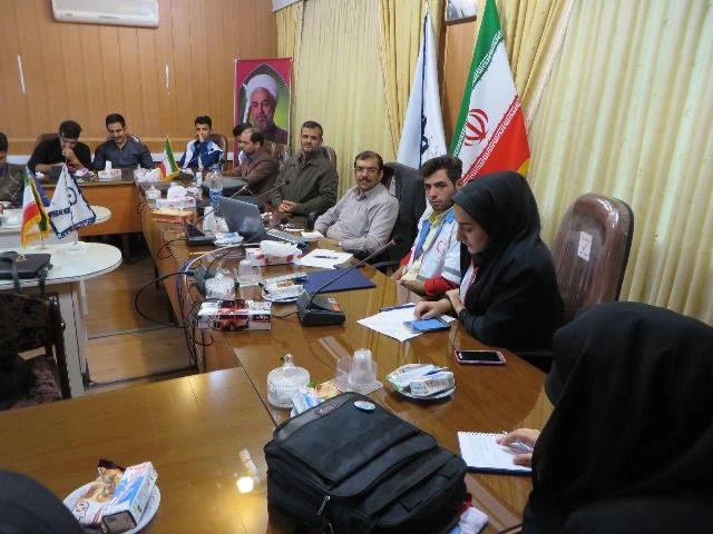 برگزاری نشست خشکسالی و بحران آب به همت اعضای محترم شورای مرکزی کانون هلال احمر به روایت تصویر