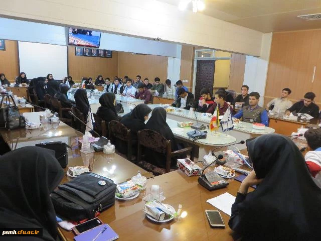 برگزاری نشست خشکسالی و بحران آب به همت اعضای محترم شورای مرکزی کانون هلال احمر به روایت تصویر