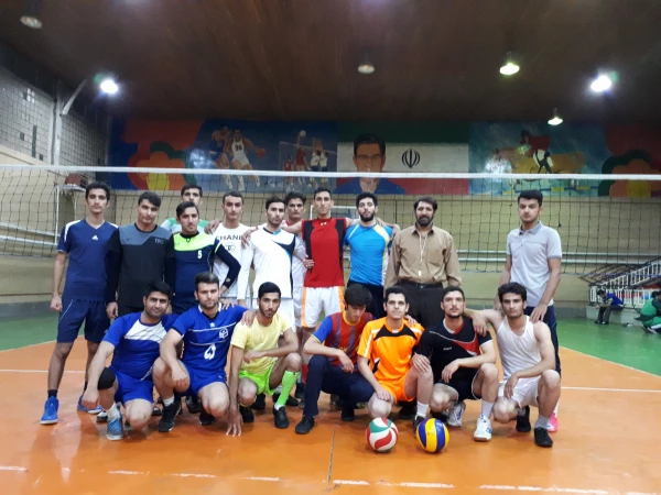 برگزاری مسابقات ورزشی به مناسبت هفته ی تربیت بدنی