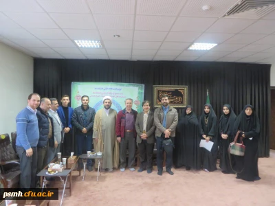 دیدار فعالان قرآنی دانشگاه ها با نماینده ی محترم ولی فقیه و امام جمعه ی همدان، آیت اله محمدی.