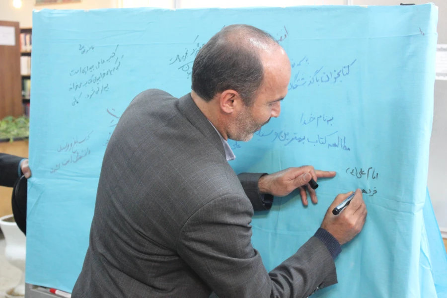 برنامه های برگزار شده هفته کتاب و کتابخوانی در پردیس شهید مقصودی همدان