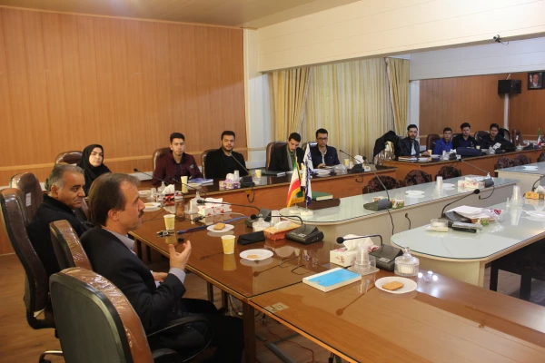 نشست کتابخوان به مناسبت هفته کتاب و کتابخوانی