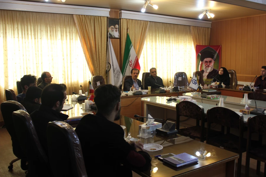 نشست کتابخوان به مناسبت هفته کتاب و کتابخوانی