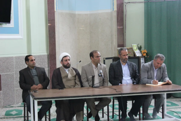 نشست صمیمی سرپرست مدیریت امور پردیس های استان همدان  با دانشجویان پردیس شهید مقصودی