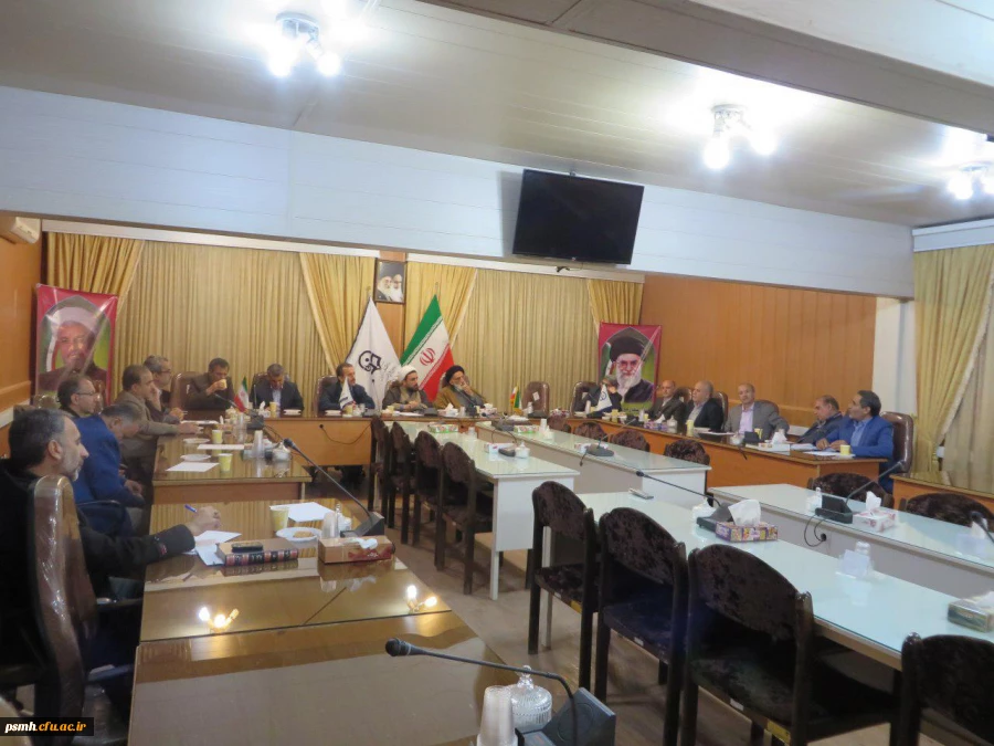 جلسه هم اندیشی اعضای هیات علمی دانشگاه فرهنگیان همدان با موضوع وحدت حوزه و دانشگاه