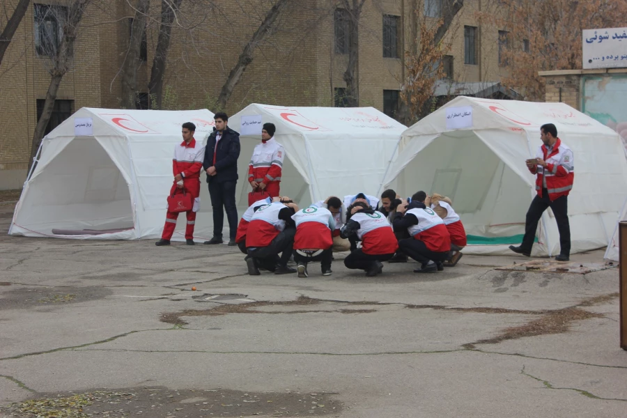 مانور آمادگی در برابر زلزله در دانشگاه فرهنگیان همدان برگزار شد