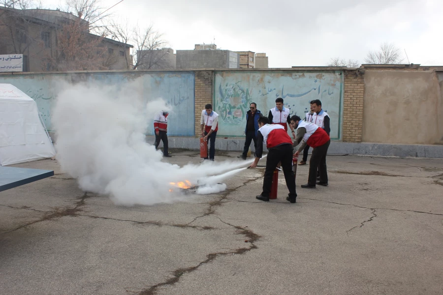 مانور آمادگی در برابر زلزله در دانشگاه فرهنگیان همدان برگزار شد