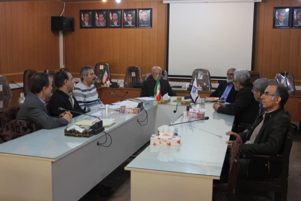 مصاحبه با دو تن از پیشکسوتان مراکز تربیت معلم استان همدان در راستای تدوین تاریخچه مراکز تربیت معلم استان همدان