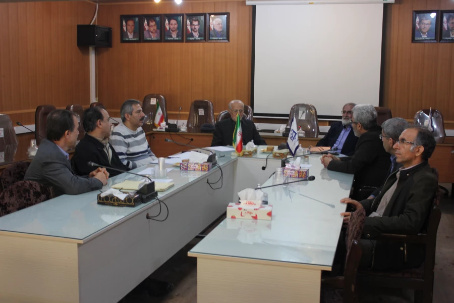 مصاحبه با دو تن از پیشکسوتان مراکز تربیت معلم استان همدان در راستای تدوین تاریخچه مراکز تربیت معلم استان همدان