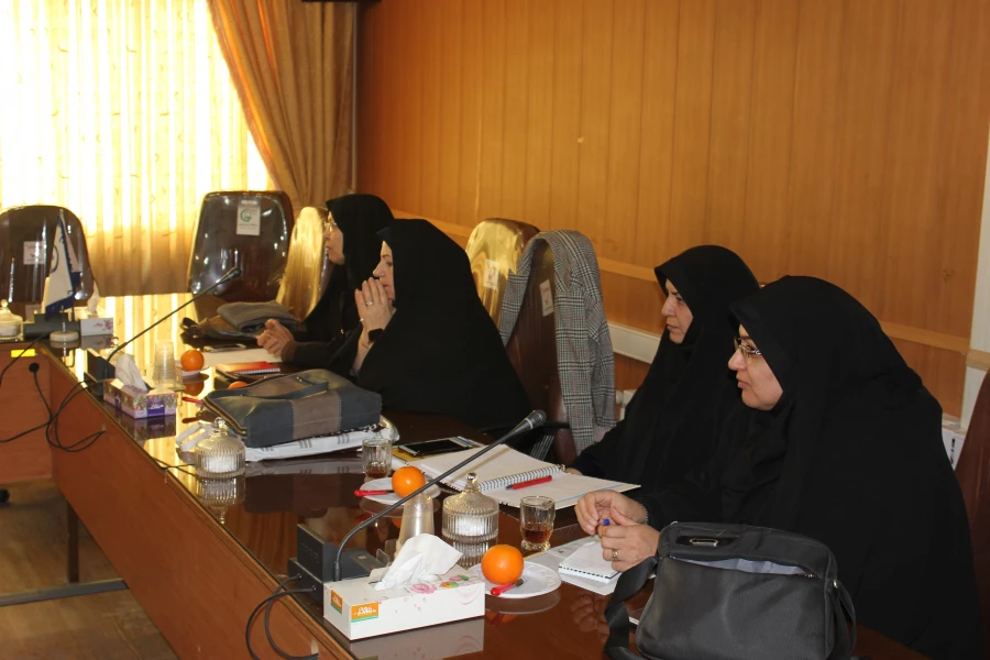 دوره بالندگی ویژه ی اعضای هیات علمی با موضوع « اخلاق حرفه ای»