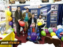 آماده سازی غرفه دانشگاه فرهنگیان همدان در چهارمین گردهمایی رویش در مشهد مقدس