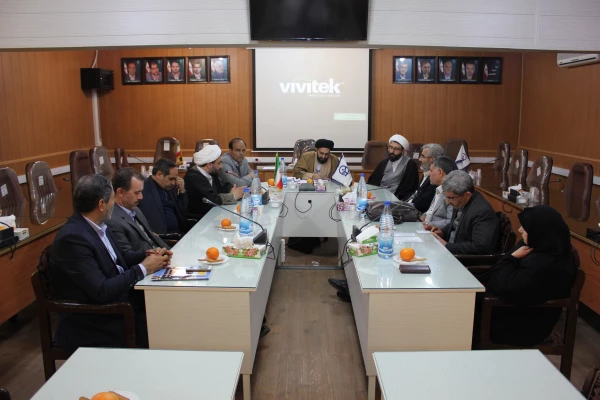 در شورای راهبردی دانشگاه فرهنگیان استان همدان با حضور حجت الاسلام و المسلمین دادگر مطرح شد:

اعضای هیات علمی نقش مهم و موثری در تربیت نسل جدید بر عهده دارند