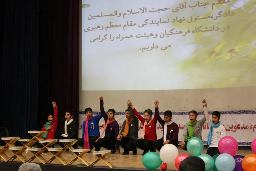 با حضور حجت الاسلام و المسلمین دادگر برگزار شد:

همایش قرآن و عترت با محوریت ولادت حضرت صدیقه طاهره (س) و حضرت امام (ره) بنیانگذار کبیر انقلاب اسلامی