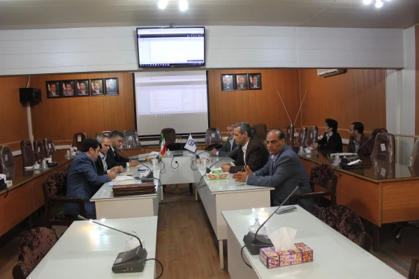 با حضور نمایندگانی از حراست، حقوقی و امور مالی سازمان مرکزی در پردیس شهید مقصودی همدان انجام شد:
برگزاری مناقصه واگذاری امور خدماتی و پشتیبانی دانشگاه فرهنگیان استان همدان در بخش نیروی انسانی از طریق سامانه تدارکات الکترونیکی دولت (ستاد)