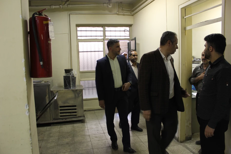 با حضور نمایندگانی از حراست، حقوقی و امور مالی سازمان مرکزی در پردیس شهید مقصودی همدان انجام شد:
برگزاری مناقصه واگذاری امور خدماتی و پشتیبانی دانشگاه فرهنگیان استان همدان در بخش نیروی انسانی از طریق سامانه تدارکات الکترونیکی دولت (ستاد)