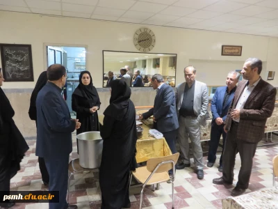 حضور سرپرست مدیریت استان و صرف افطاری ساده در کنار دانشجو معلمان پردیس شهید باهنر همدان